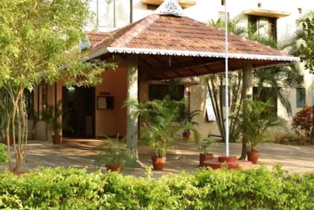 Saranya Ayurveda Hospital (AVP Group of Institutions)
